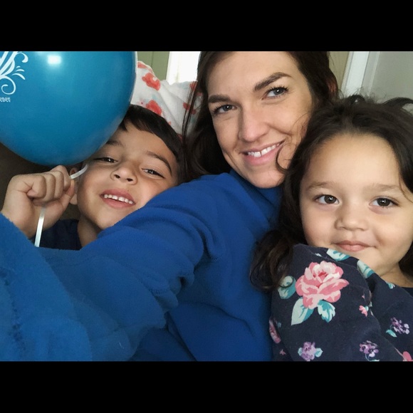 Meet your Posher, Adrienne - Picture 1 of 1